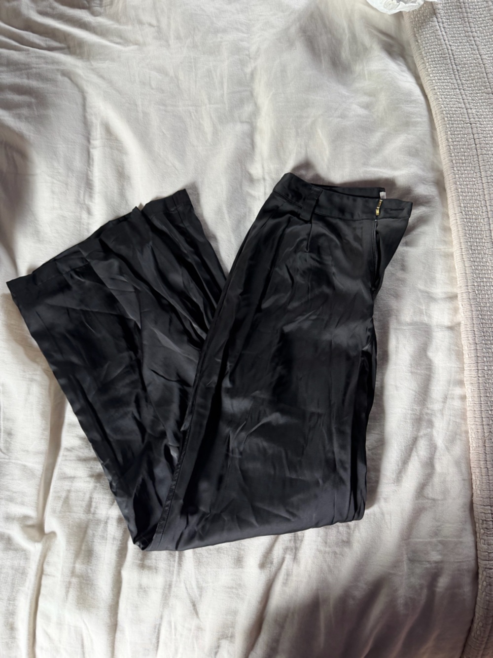 DISSH Black Wide-Leg Satin Trousers